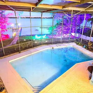 Spacious Lakefront House With Pool, Hottub, & Boating Holiday home